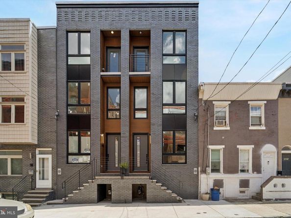 2425 Coral Street, Philadelphia PA 19125