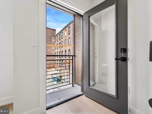 2425 Coral Street, Philadelphia PA 19125