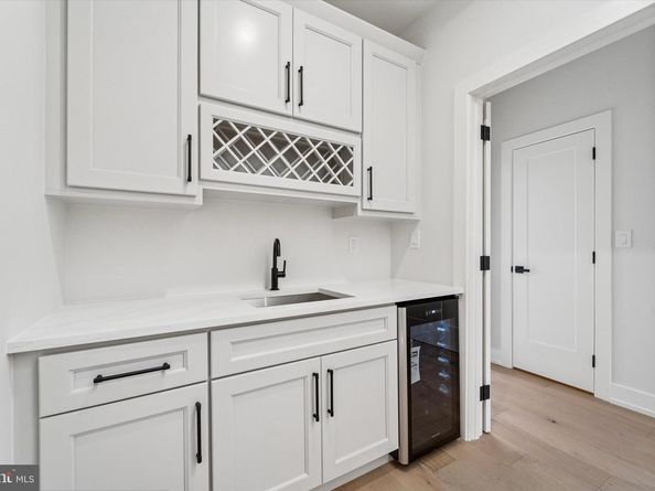 2425 Coral Street, Philadelphia PA 19125