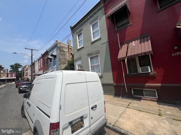 1419 W Mayfield Street, Philadelphia PA 19132