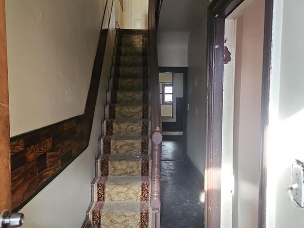 1419 W Mayfield Street, Philadelphia PA 19132