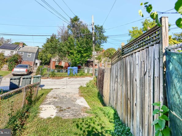 5124 Just Street NE, Washington DC 20019