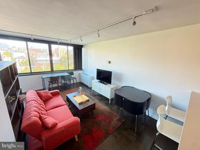 2030 F Street NW 606, Washington DC 20006