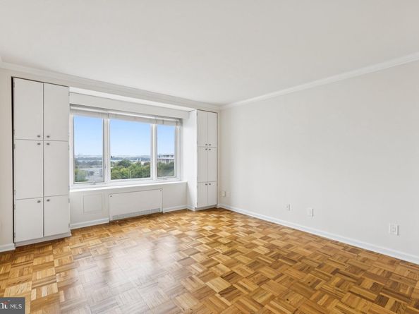 2475 Virginia Avenue NW 828, Washington DC 20037