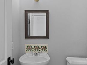 5127 Gardner Drive, Alexandria VA 22304