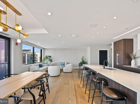 37 L Street SE 908, Washington DC 20003