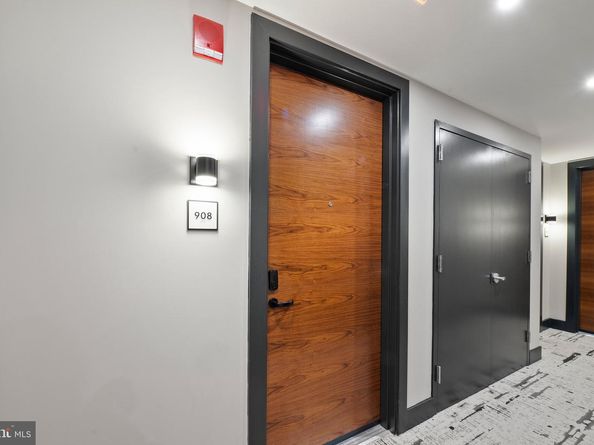 37 L Street SE 908, Washington DC 20003