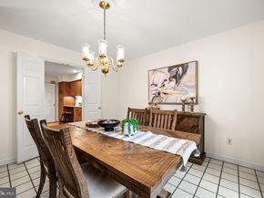 71 Oak Knoll Drive 71, Berwyn PA 19312