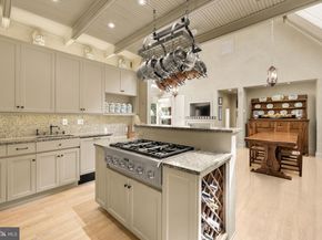 2927 44TH Street NW, Washington DC 20016