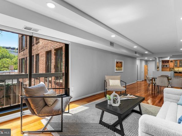 1045 31st Street NW 302, Washington DC 20007