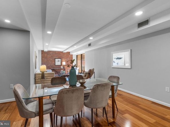 1045 31st Street NW 302, Washington DC 20007