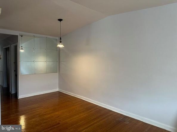 2934 Walnut Hill Street, Philadelphia PA 19152