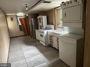 2934 Walnut Hill Street, Philadelphia PA 19152