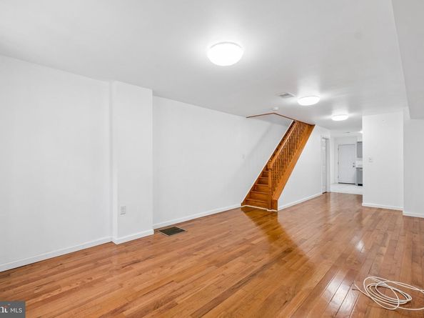 732 Dickinson Street, Philadelphia PA 19147