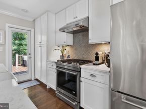 4727 38TH Place N, Arlington VA 22207