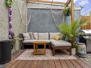 2215 E Oakdale Street, Philadelphia PA 19125