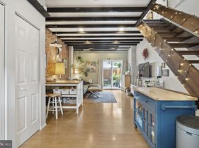 2215 E Oakdale Street, Philadelphia PA 19125