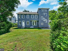 1 Pine Grove Street, Bristol PA 19007