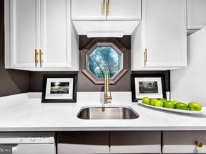 2584 S Arlington Mill Drive 2, Arlington VA 22206