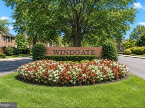 2584 S Arlington Mill Drive 2, Arlington VA 22206