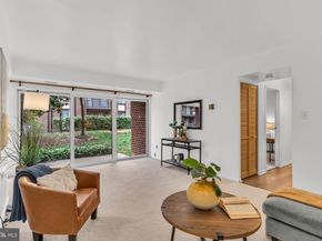 9702 Kingsbridge Drive 3, Fairfax VA 22031