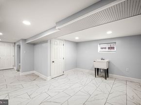 238 Heather Road, Upper Darby PA 19082