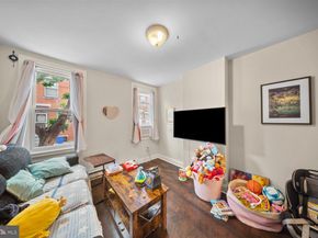 521 Greenwich Street, Philadelphia PA 19147