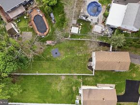 1551 Fitzwatertown Road, Willow Grove PA 19090