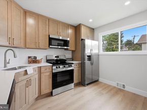 1551 Fitzwatertown Road, Willow Grove PA 19090