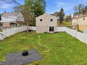 1551 Fitzwatertown Road, Willow Grove PA 19090