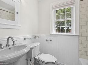 2600 16TH Street S 711, Arlington VA 22204