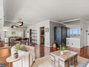 1805 Crystal Drive 1011S, Arlington VA 22202