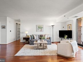 1805 Crystal Drive 1011S, Arlington VA 22202