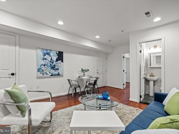 1241 18TH Street NE 3, Washington DC 20002