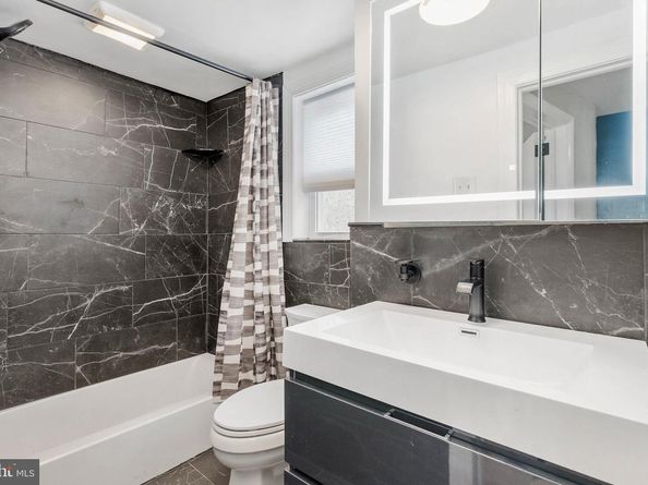 1936 S Sartain Street, Philadelphia PA 19148