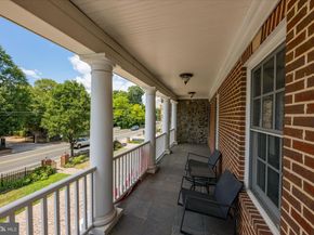 1701 S Arlington Ridge Road, Arlington VA 22202