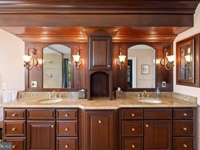 1701 S Arlington Ridge Road, Arlington VA 22202