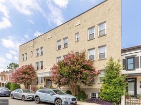 739 Newton Place NW 104, Washington DC 20010