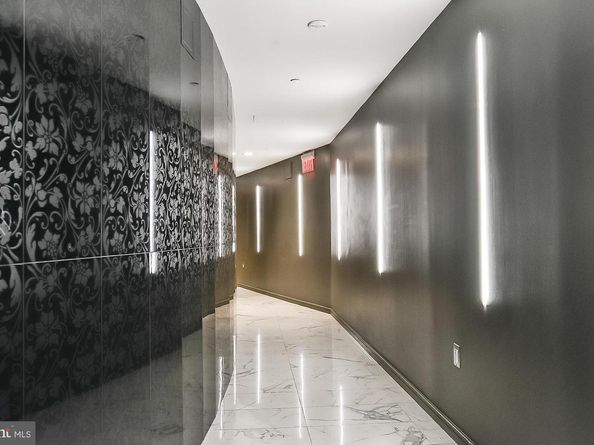 8350 Greensboro Drive 517, Mclean VA 22102