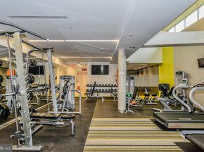 8350 Greensboro Drive 517, Mclean VA 22102
