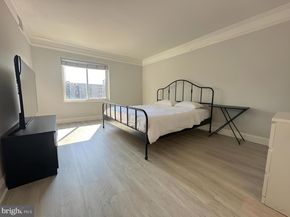 8350 Greensboro Drive 517, Mclean VA 22102
