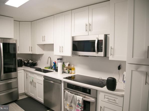 8350 Greensboro Drive 517, Mclean VA 22102