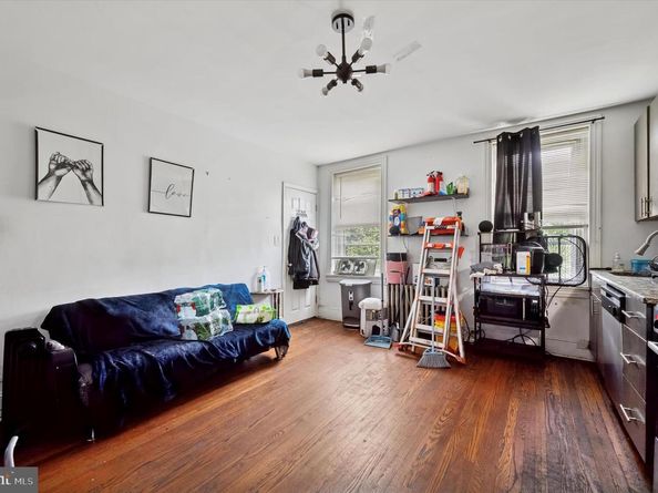 2327 E York Street, Philadelphia PA 19125
