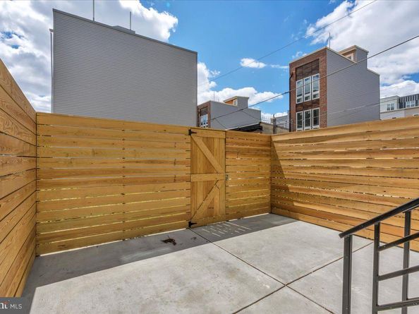 802 W Norris Street, Philadelphia PA 19122