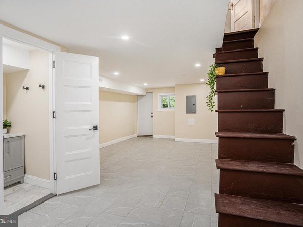 4641 Fernhill Road, Philadelphia PA 19144