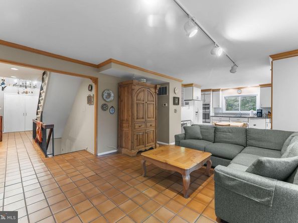 11141 Broad Green Drive, Potomac MD 20854