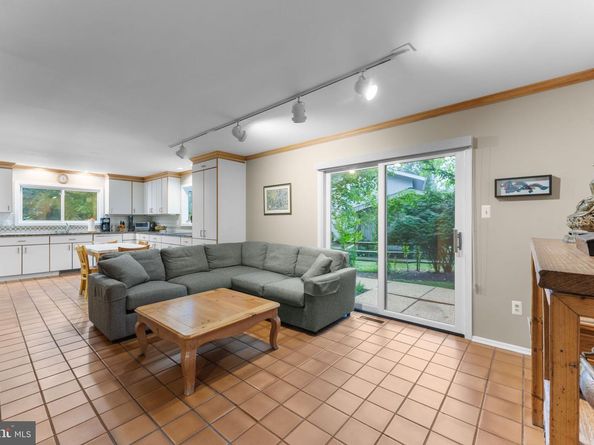 11141 Broad Green Drive, Potomac MD 20854