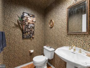 11141 Broad Green Drive, Potomac MD 20854