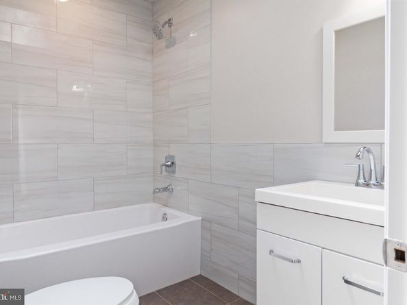 7724 Fayette Street, Philadelphia PA 19150