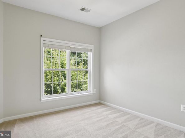 2458 Cypress Green Lane, Oak Hill VA 20171